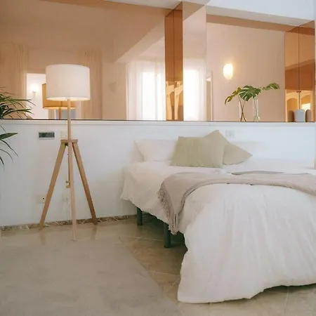 Luxury Beachfront Penthouse With Stunning Views لاس بالماس دي غران كاناريا