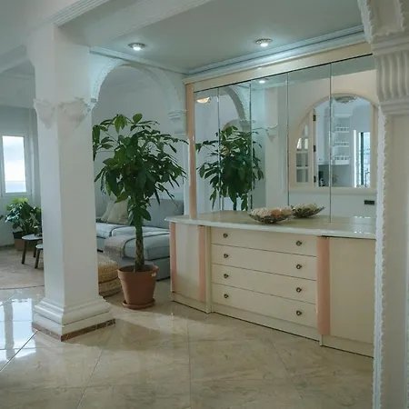 Luxury Beachfront Penthouse With Stunning Views * لاس بالماس دي غران كاناريا