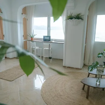 Luxury Beachfront Penthouse With Stunning Views * لاس بالماس دي غران كاناريا