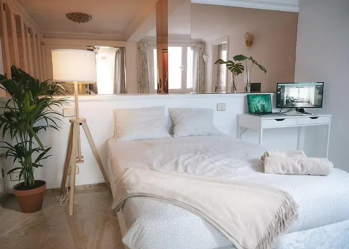 Luxury Beachfront Penthouse With Stunning Views Apartment