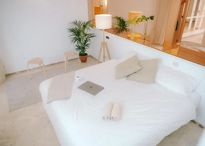 Apartment Luxury Beachfront Penthouse With Stunning Views